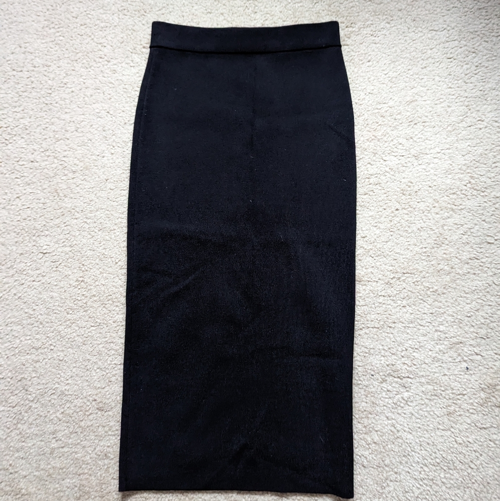 Aritzia babaton sculpt knit skirt